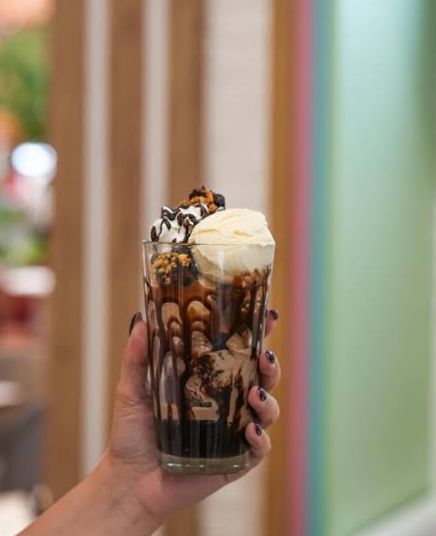 Brownie Crunch With Ice Cream