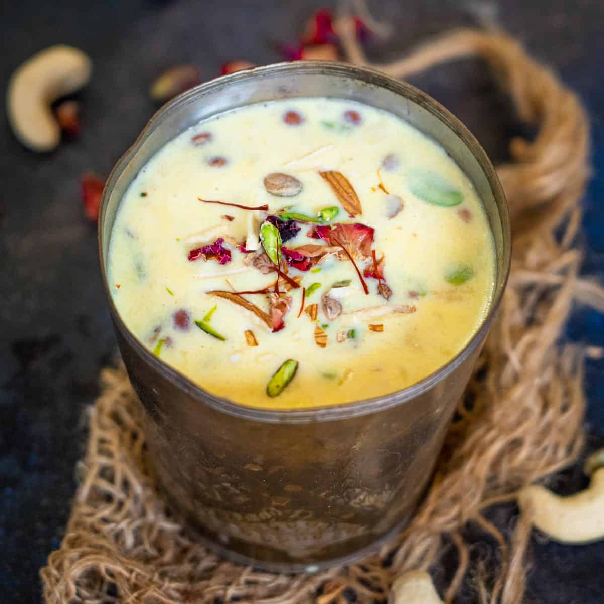 Kesar Doodh