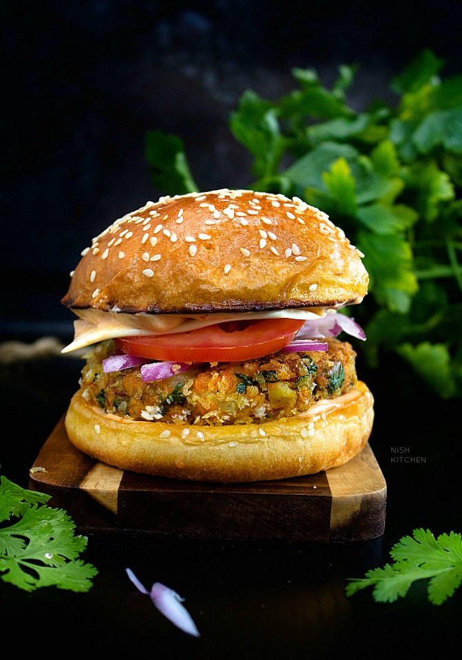 Aalo Tikki Burger