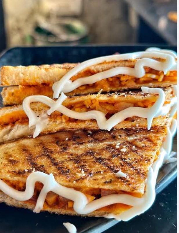 Sev Onion Sandwich